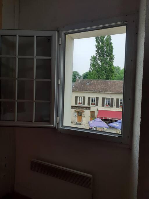 Appartement 2 Chambres A Lesigny Exterior foto